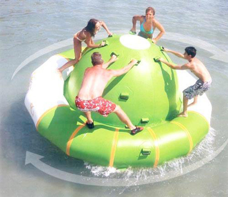 中国 商業用等級水ゲームのための狂気 UFO の膨脹可能なディスコのボート サプライヤー