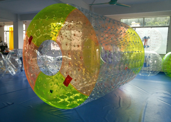 中国 すばらしく膨脹可能な遊園地ロック大人のための浮遊水球/ローラー サプライヤー